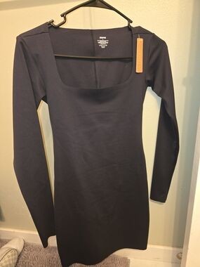 NWT SKIMS Body Long Sleeve Mini Dress Onyx Black M
